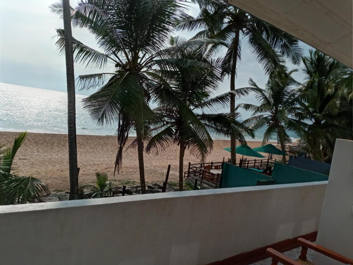 New Seaside Inn Хиккадува Экстерьер фото