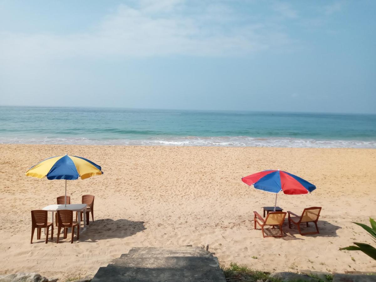 New Seaside Inn Хиккадува Экстерьер фото