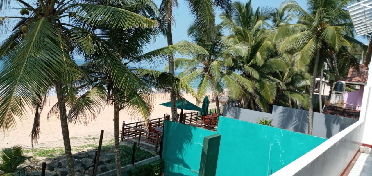 New Seaside Inn Хиккадува Экстерьер фото